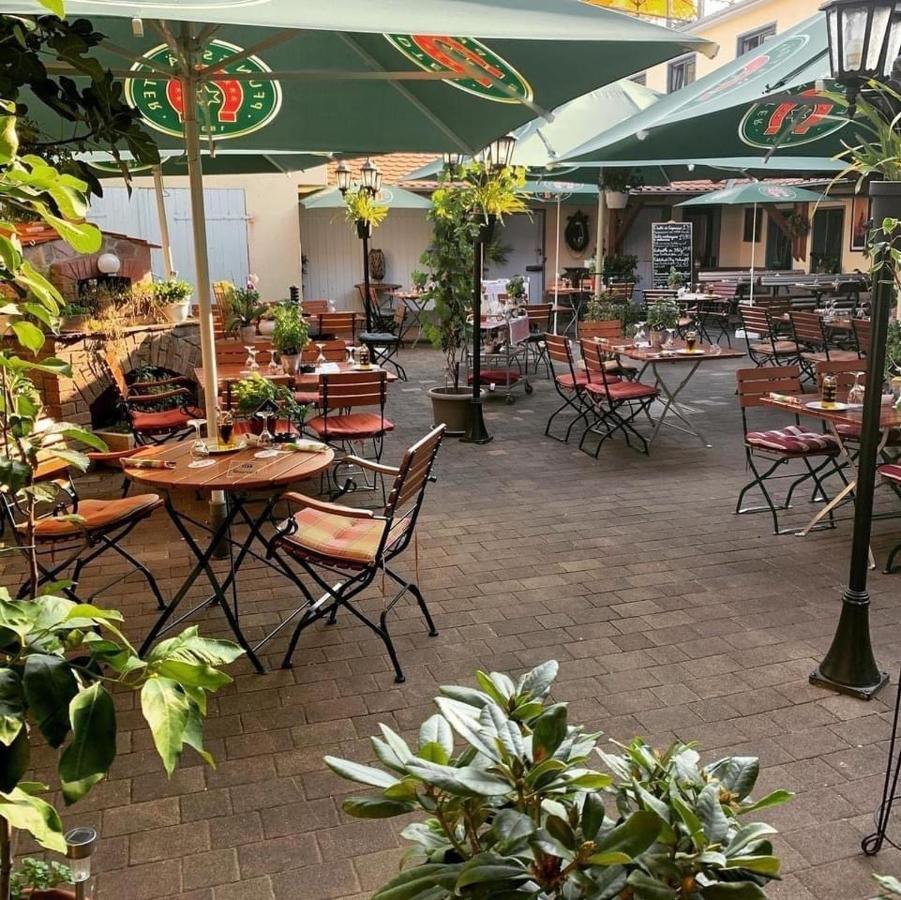 Pension Goldene Mitte Gross-Zimmern Екстер'єр фото